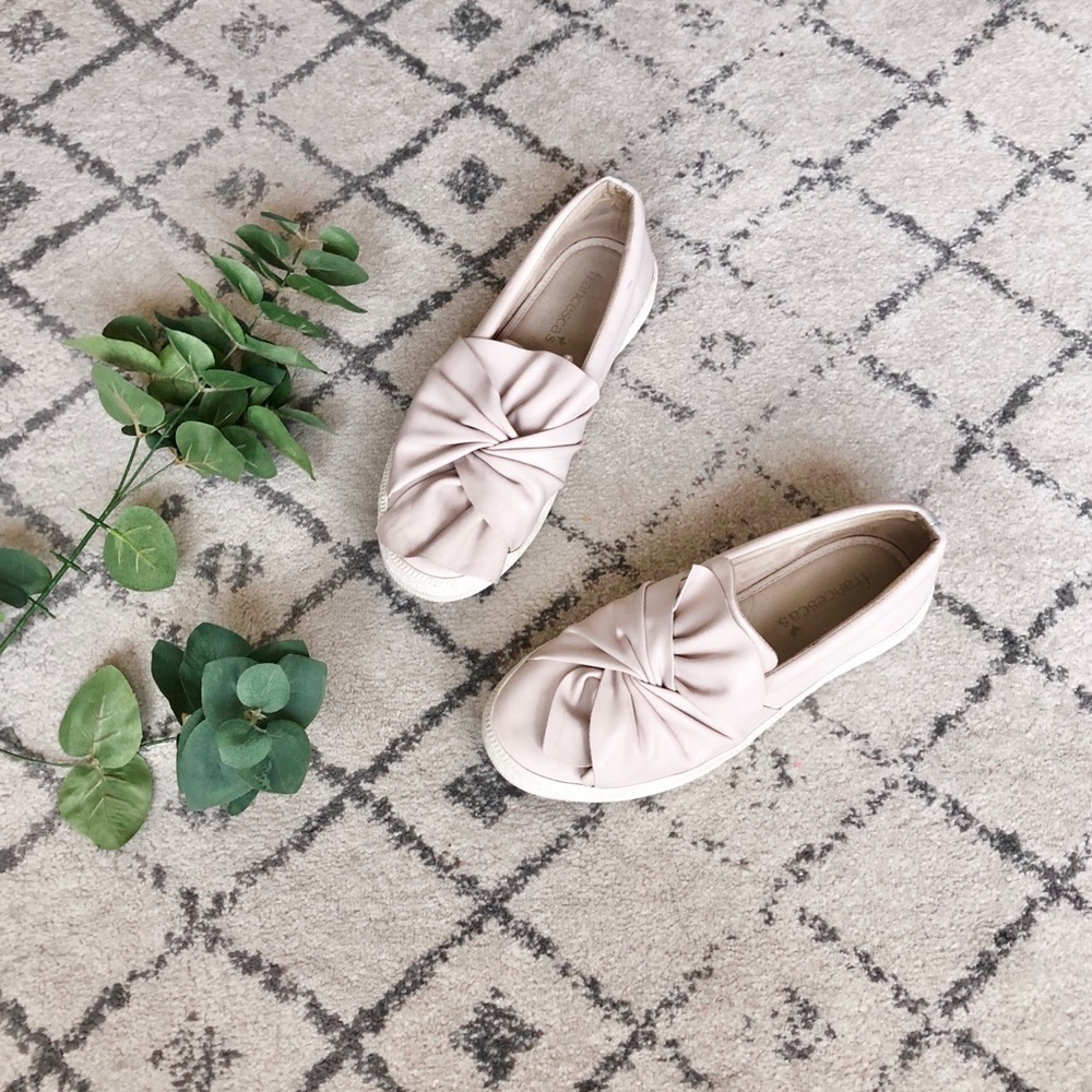 Francesca’s Gemi Bow slip on sneaker